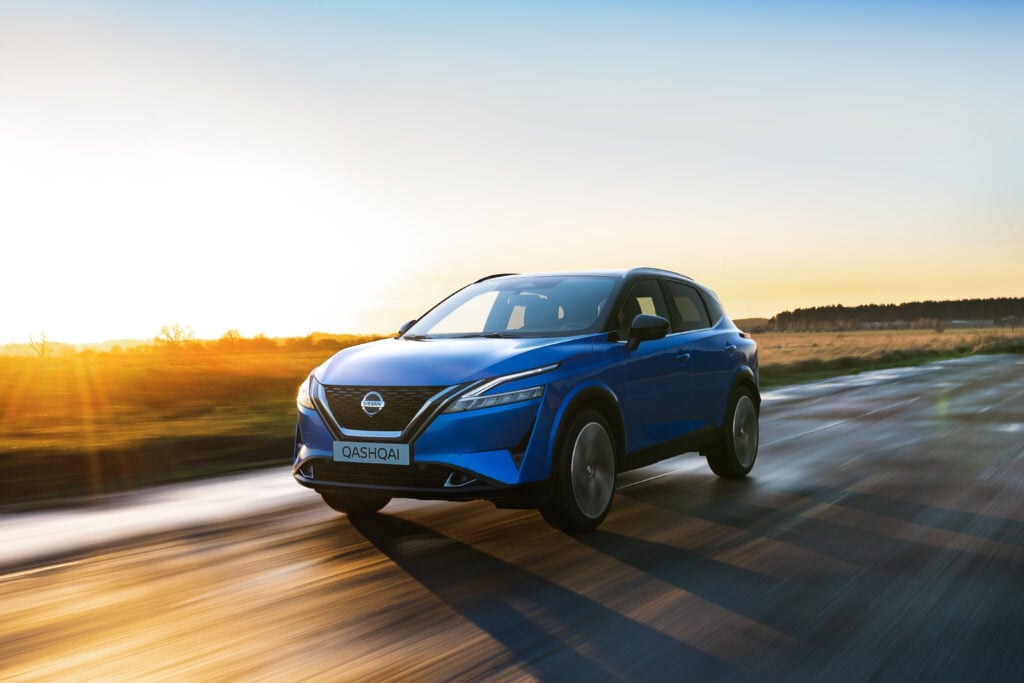 Blauwe Nissan Quashqai