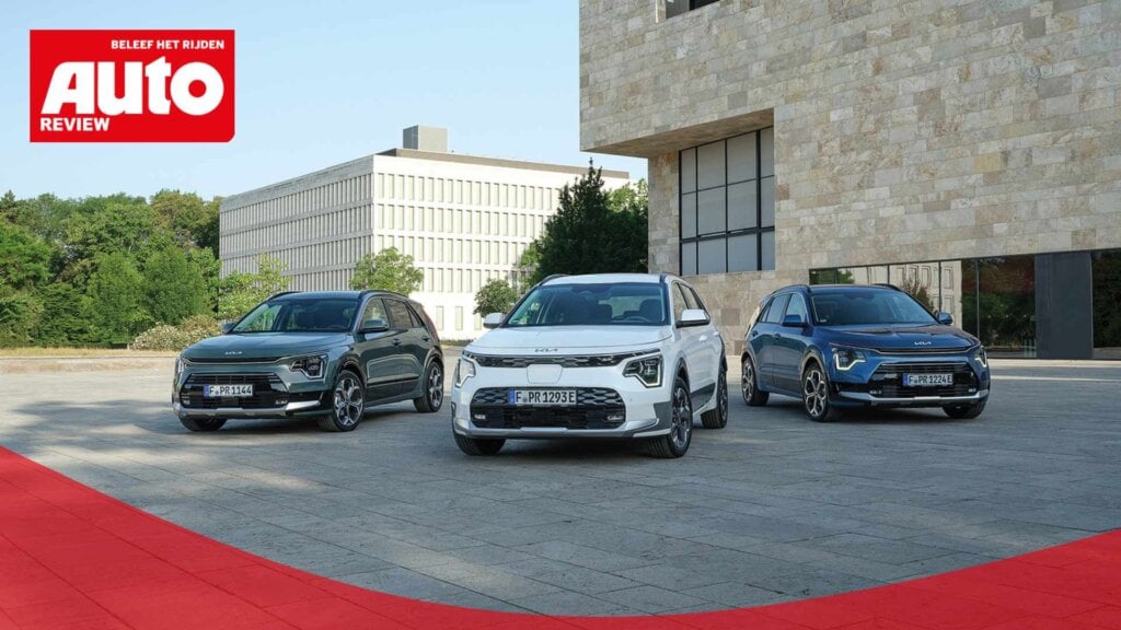 De Kia Niro Hybrid (Cityscape Green), EV (Clear White) en PHEV (Mineral Blue)